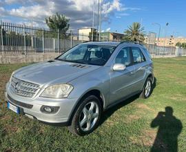 MERCEDES-BENZ ML 320 CDI Sport