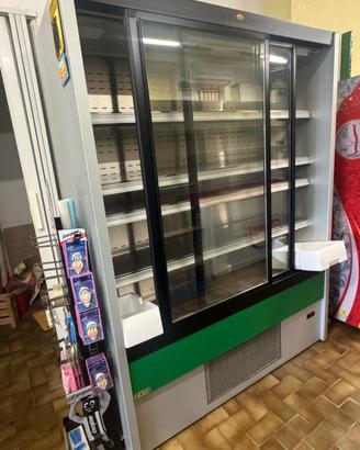 Frigo a parete