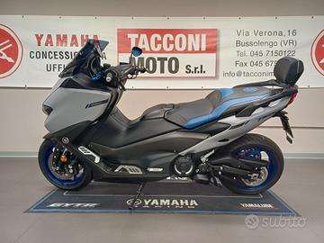 Yamaha TMAX DX