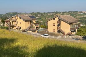 Casa di 4 appartamenti