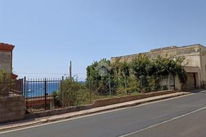 TER. RESIDENZIALE A TAORMINA