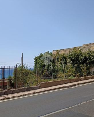TER. RESIDENZIALE A TAORMINA