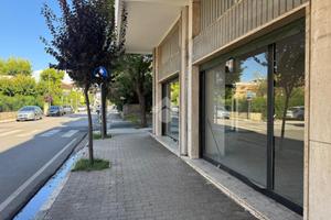 NEGOZIO A GIULIANOVA