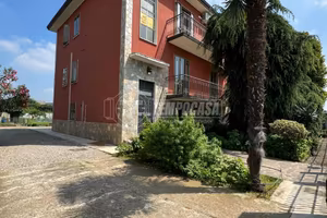 RIF. 504 VILLA BIFAMILIARE CON DUE BOX, DUE CANTIN