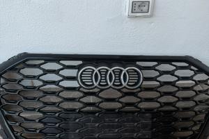 Audi q3 griglia superiore paraurti