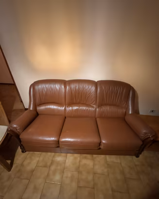 Divano in pelle 3 posti