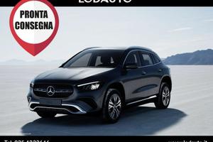 Mercedes-Benz GLA 180 d Automatic Progressive...
