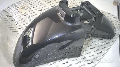 PARAFANGO ANTERIORE NERO BEVERLY PIAGGIO 60171100N