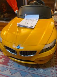 BMW Z4 macchina elettrica giocattolo gialla