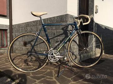 Bici corsa epoca profil