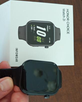 smartwatch auricolari caricabatterie 