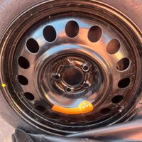 Ruotino di scorta auto