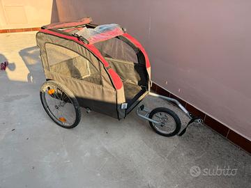 Trasporto rimorchio da trekking e bici per cani