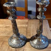 Coppia di candelieri antichi inglesi in Sheffield