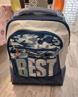 ZAINO SCUOLA CON CARRELLO INCORPORATO.