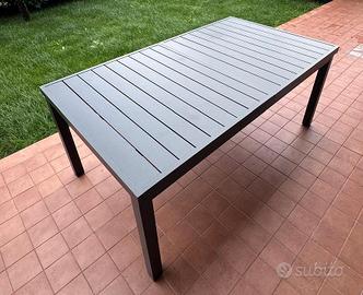 Tavolo da esterno allungabile + set di 6 sedie