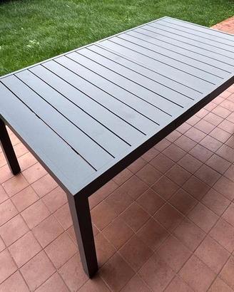 Tavolo da esterno allungabile + set di 6 sedie