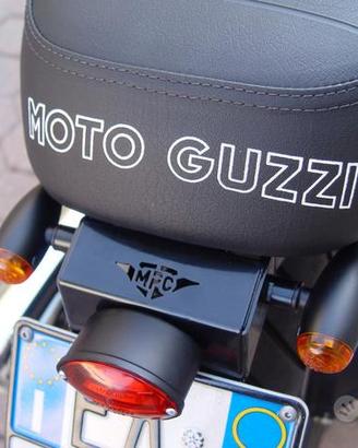 Kit porta targa per V7 750