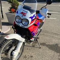 Africa Twin 750 rd07