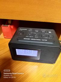 sveglia e radio digitale