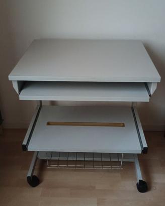 Carrello-scrivania porta PC
