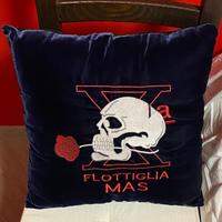 Cuscino "X MAS" in velluto con stampa