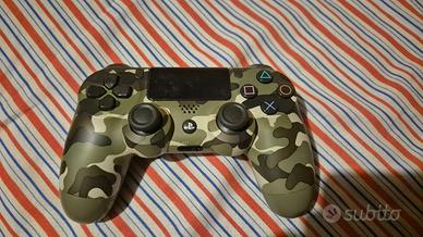 Pad ps4 stile mimetico + stazione ricarica (usato)