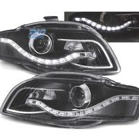 FARI AUDI A4 B7 LUCE DIURNA A LED FONDO NERO 04-07