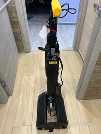 MACCHINA PER PULIZIA PAVIMENTI NUOVA