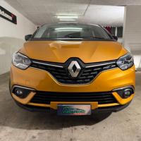 Renault Scénic dCi 110 CV EDC Bose