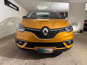 Renault Scénic dCi 110 CV EDC Bose