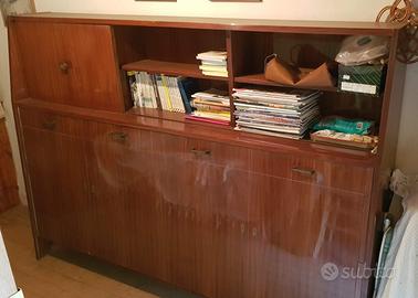 Letto singolo a scomparsa con libreria