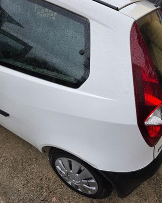 Punto Fiat autocarro