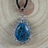 Ciondolo in sodalite e zirconi