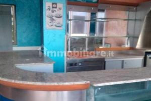 Vendita locale adibito a Bar con terreno