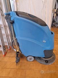 lavasciuga pavimenti 