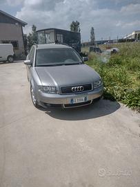 Audi A4 2500cc V6