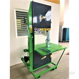 Sega a nastro 700 per legna da ardere