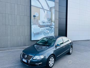 Volkswagen Passat 2.0 TDI DPF DSG Business