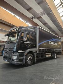 Mercedes Actros 1833