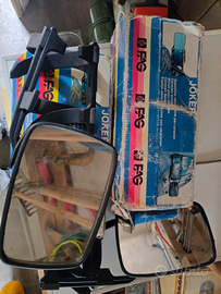 Specchietto per auto supplementare