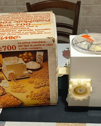 macchinetta per fare la pasta 
