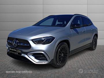 MERCEDES-BENZ GLA 200 d AMG Line Premium Plus auto