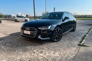Audi A4 Avant 30 TDI/136 CV S tronic Business Adva