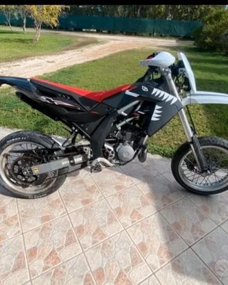 Aprilia motard sx 125