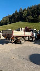 VOLVO FL612 - PATENTE B - GRU