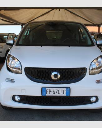 SMART fortwo 70 1.0 twinamic SUPER Passion