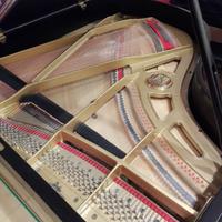 Pianoforte a coda Petrof 170 nero opaco