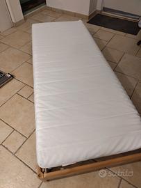 Letti Ikea UTÅKER con materassi