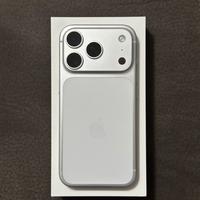 Iphone 17 pro silver NUOVO